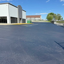 Commercial Parking Lot Sealcoating & Striping – Altec Service Center Kansas City, MO 1